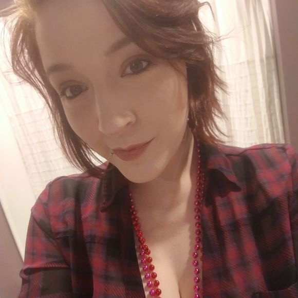 Meet your Posher, Pearl - Picture 1 of 1